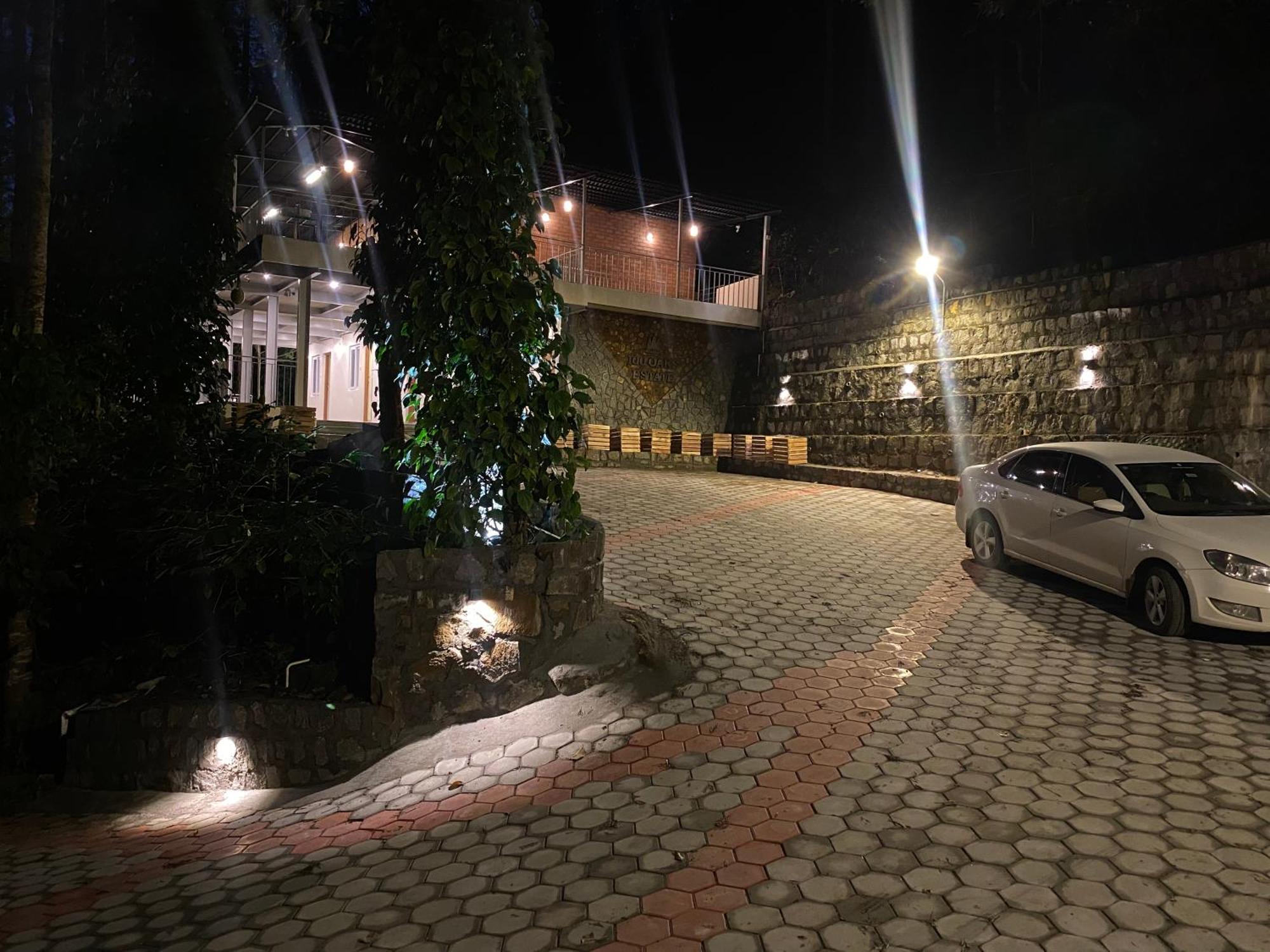 100 Oaks Estate Hotel Yercaud Exterior foto