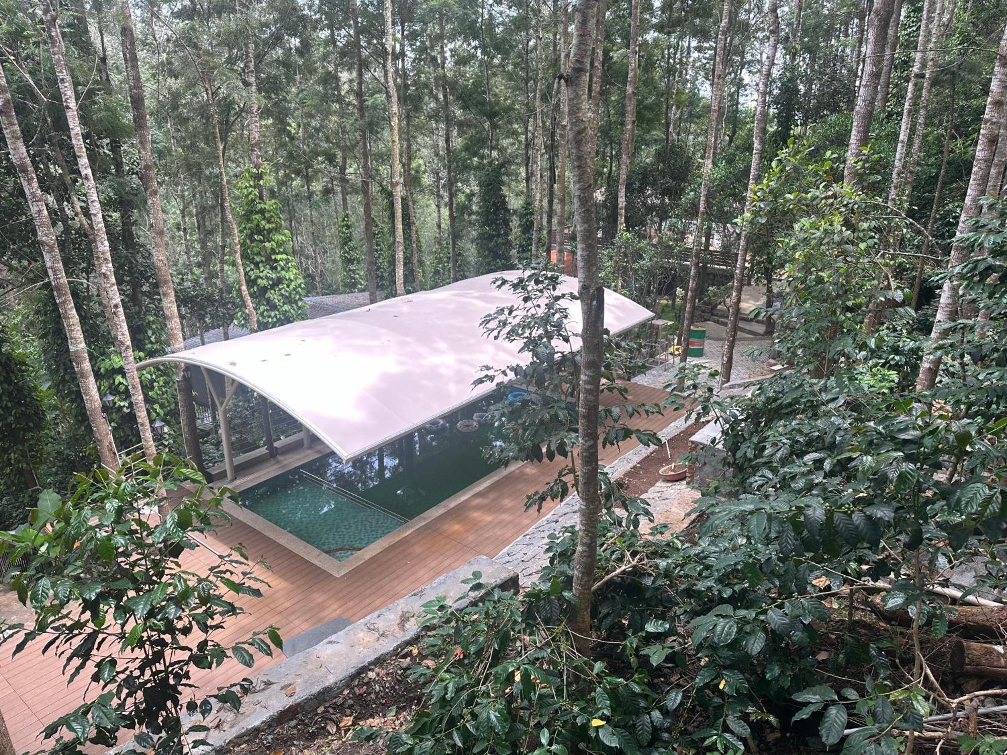 100 Oaks Estate Hotel Yercaud Exterior foto