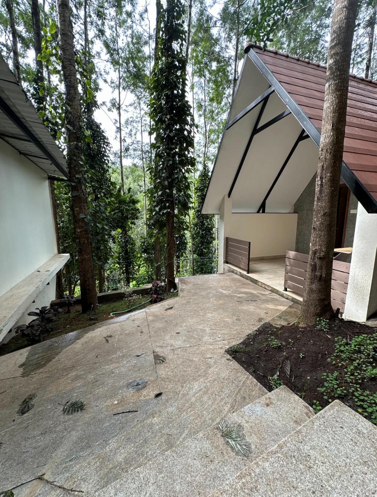100 Oaks Estate Hotel Yercaud Exterior foto
